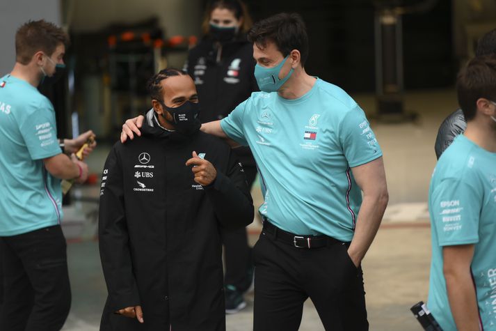 Lewis Hamilton og Toto Wolff