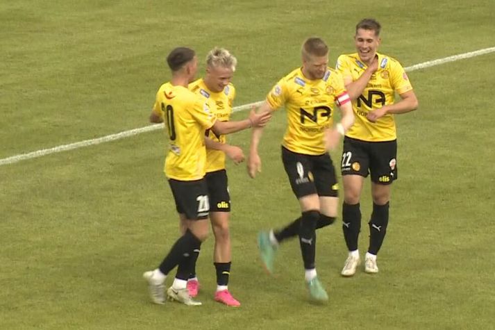 Viktor Jónsson dansaði þegar fernan var í höfn.