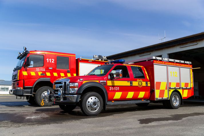 Vel gekk að ráða niðurlögum eldsins.