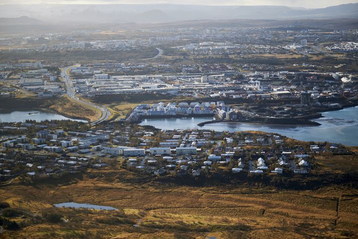 Lögreglumenn höfðu hendur í hári mannsins í Grafarvogi.