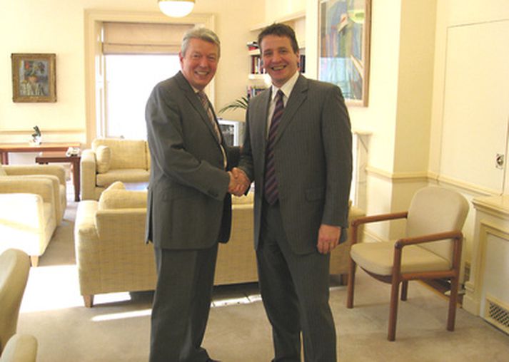 Guðlaugur Þór Þórðarson heilbrigðisráðherra og starfsbróðir hans, Alan Johnson