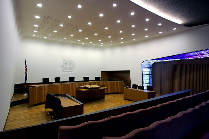 Þrír úrskurðir lögreglunnar á höfuðborgarsvæðinu um nálgunarbann voru felldir úr gildi í Hæstarétti á stuttum tíma.