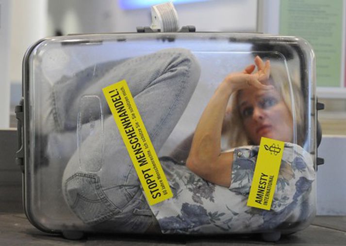 Ákveðnar hömlur eru á rannsókn lögreglu í mansalsmálum.