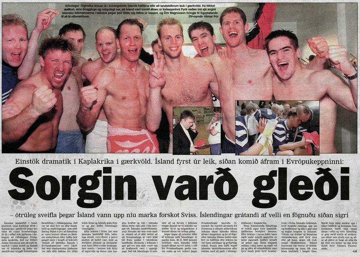 Opna sportblaðs DV eftir sigurinn á Sviss 1999.
