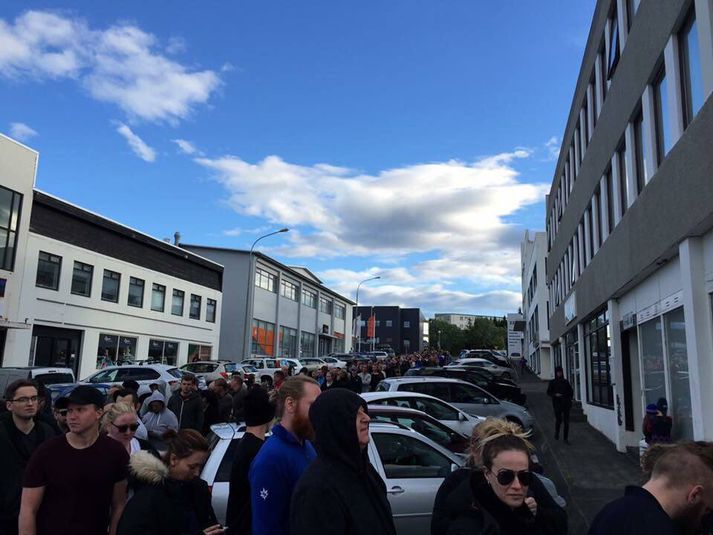 Röðin við Jóa útherja í kvöld.