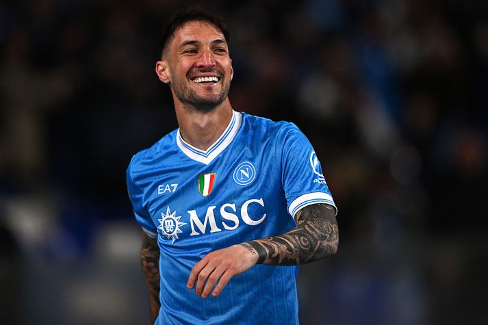 Matteo Politano sá um að skora sigurmark Napoli í kvöld.