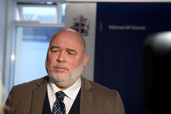 Logi fundaði með Apple og Spotify. 