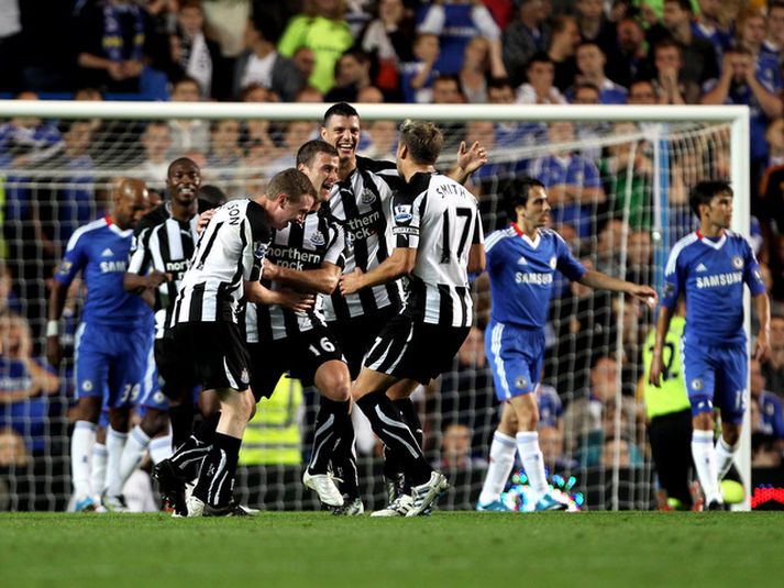 Ryan Taylor fagnar marki sínu á móti Chelsea.
