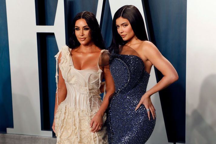 Kim Kardashian og Kylie Jenner eru vinsælar á Instagram.