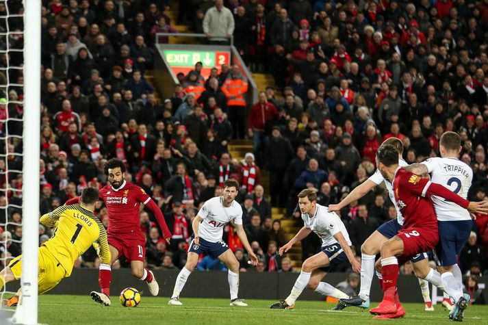 Mohamed Salah skorar markið frábæra sem flestir héldu að yrði sigurmarkið.