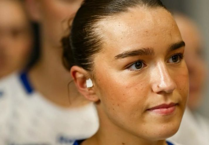 Elín Klara Þorkelsdóttir stóð sig frábærlega á heimsmeistaramótinu hjá 20 ára landsliðum þar sem Ísland náði sögulegum árangri.