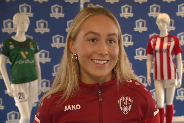 Álfhildur Rósa Kjartansdóttir getur í kvöld orðið fyrsti fyrirliði Þróttar til að lyfta bikarnum.