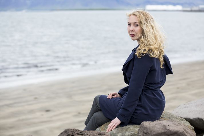 Eva Brá Önnudóttir vill opna umræðuna um afleiðingar kynferðisofbeldis. Þolendur burðist með slæmar tilfinningar án þess að þora að tala um þær af ótta við að drepa stemninguna. Fréttablaðið/Eyþór