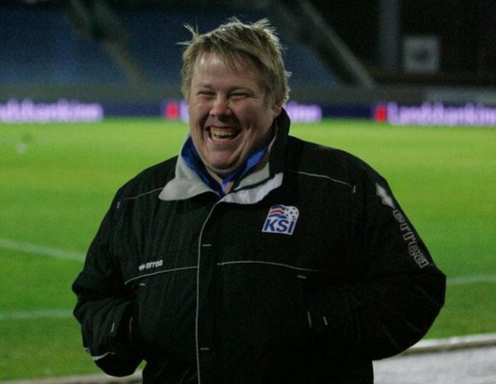 Siggi Dúlla við störf með karlalandsliðinu.