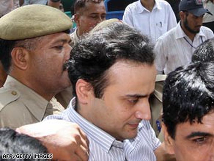 Sakborningurinn, Sanjeev Nanda.