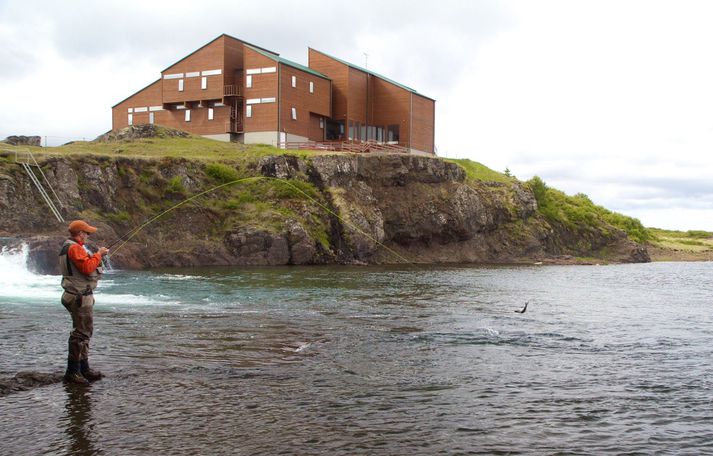 Ein af vinsælli laxveiðiám landsins er Grímsá í Borgarfirði