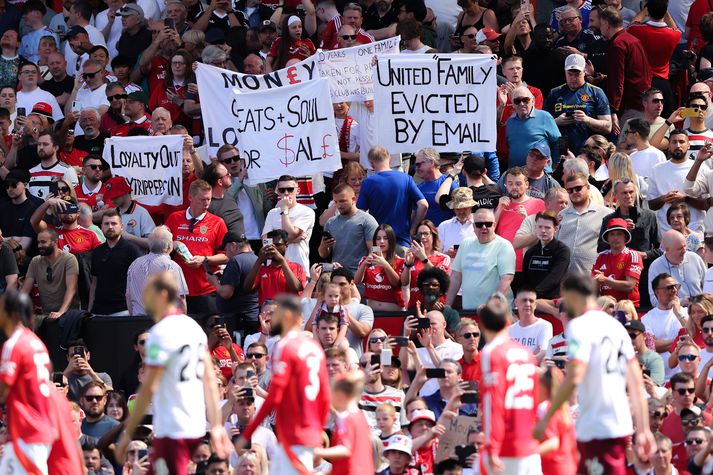 Stuðningsfólk Manchester United er ekki beint ánægt með eigendur félagsins.