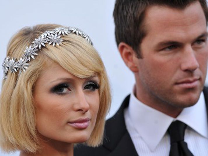 Paris Hilton og Doug Reinhardt í Cannes í vikunni