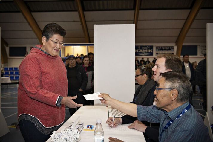 Aleqa Hammond á kjörstað í dönsku þingkosningunum árið 2019.