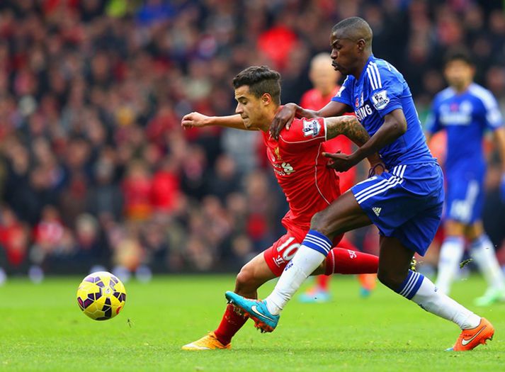 Samlandarnir Coutinho og Ramires í baráttunni í dag.