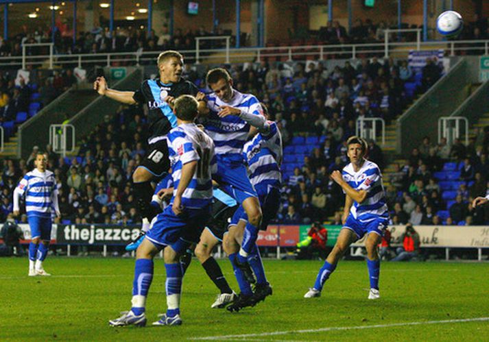 Martyn Waghorn skorar hér sigurmark Leicester í kvöld.