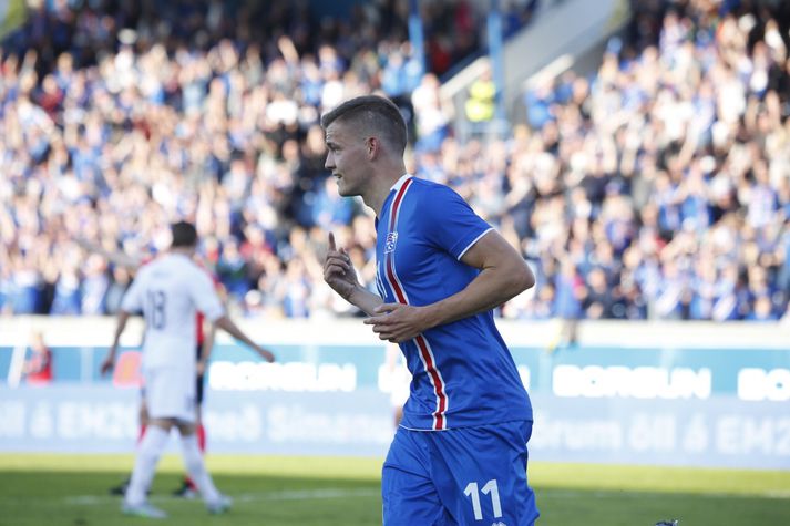 Alfreð kom Íslandi í 3-0 á 42. mínútu.