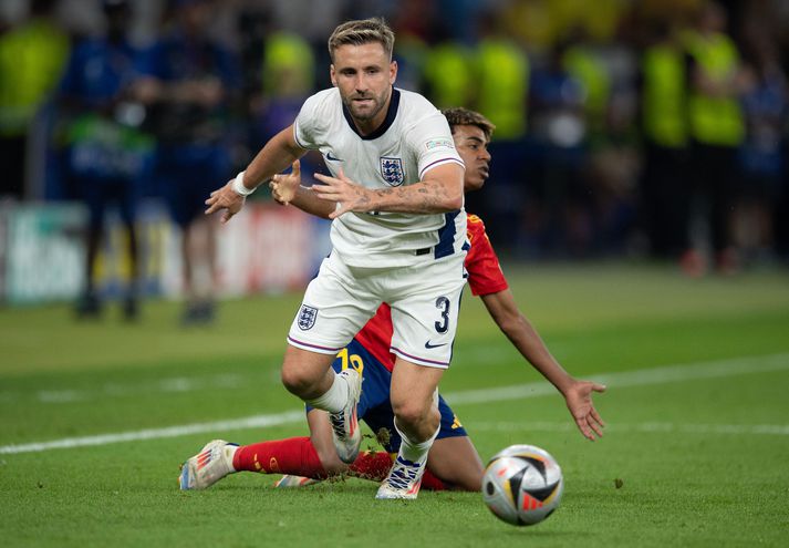 Luke Shaw á ferðinni í úrslitaleik EM þar sem Spánverjar sigruðu Englendinga, 2-1.