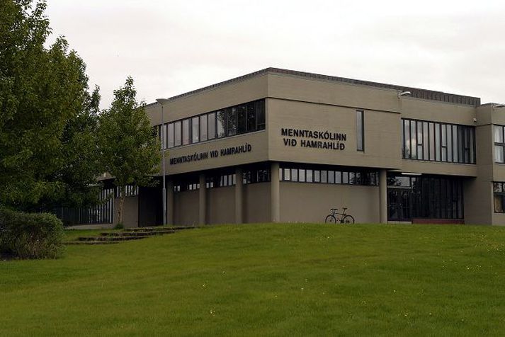 Nemandi við skólann veiktist af berklum fyrir um það bil þremur vikum.