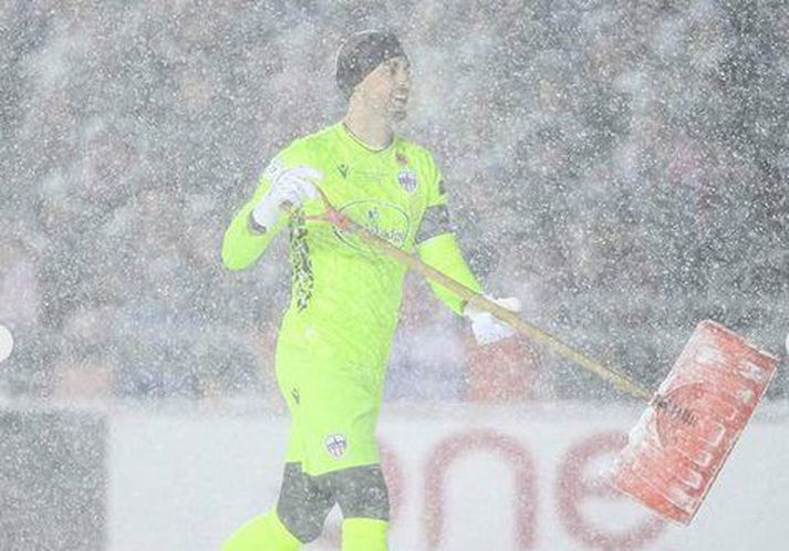 Það voru skrautlegar aðstæður í úrslitaleiknum í kanadísku úrvalsdeildinni.