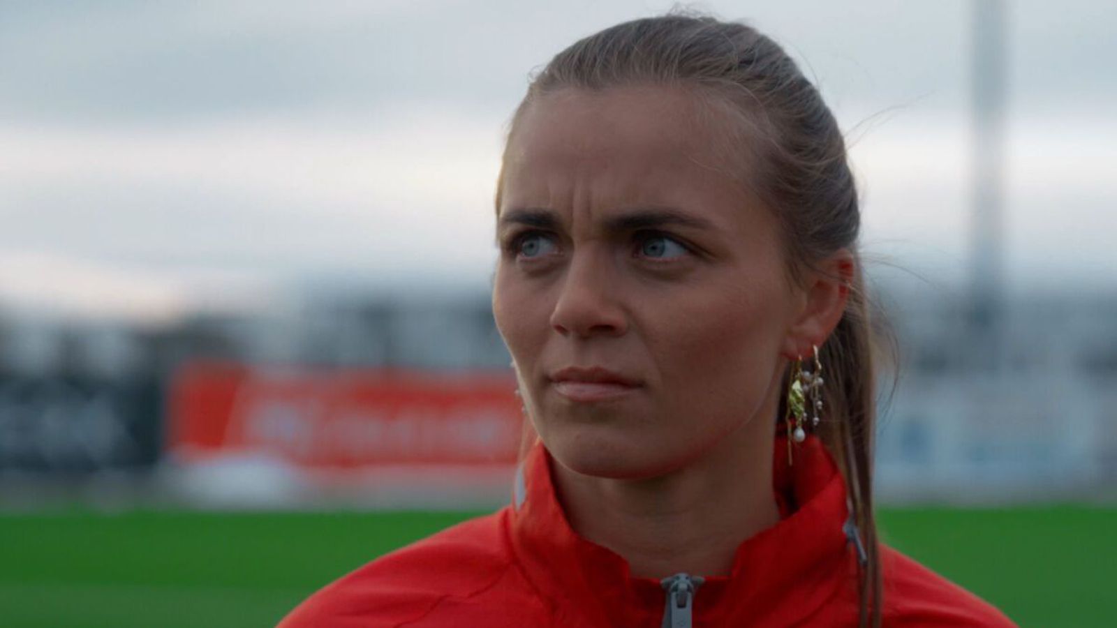 Skiptir sér af öllu og öllum en slær ekki í gegn