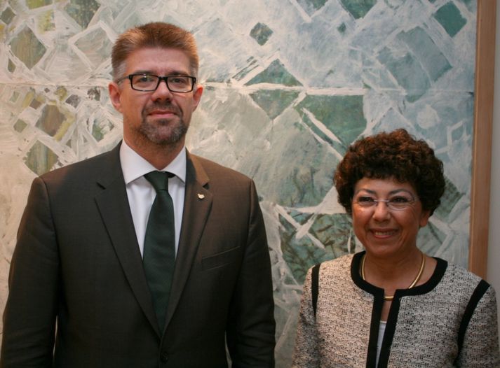 Gunnar Bragi Sveinsson, utanríkisráðherra og Monique Barbut, framkvæmdastýra Eyðimerkursamnings SÞ.
