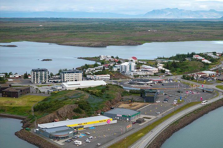 Dómur gekk í málinu í Héraðsdómi Vesturlands í Borgarnesi. Ekki liggur fyrir hvar í umdæmi dómstólsins umrætt hús er.