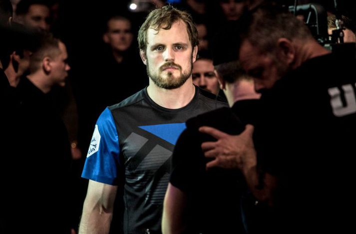 Gunnar Nelson er áfram í níunda sæti.