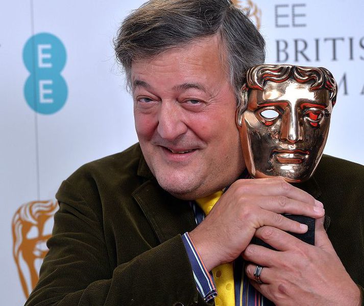 Leikarinn Stephen Fry verður kynnir BAFTA-hátíðarinnar í London í tíunda sinn á sunnudaginn.