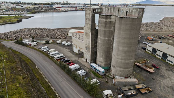 Hjólhýsabyggðin er núna við Sævarhöfða.