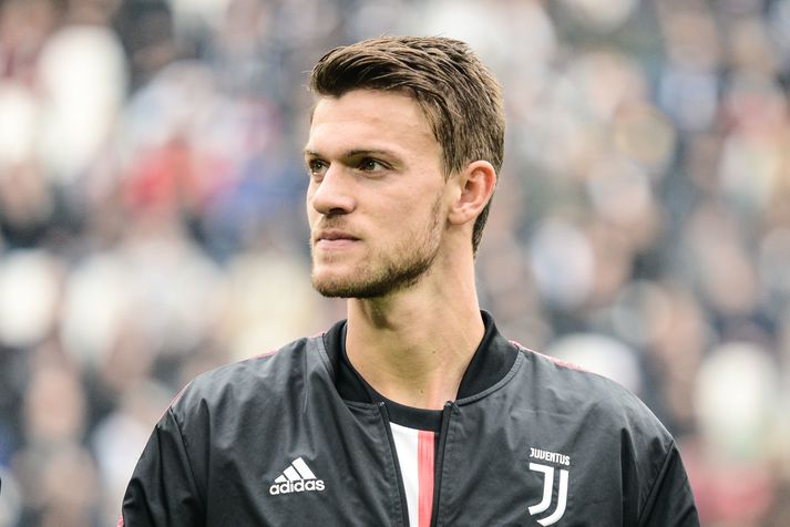 Rugani er miðvörður í aðalliði Juventus.