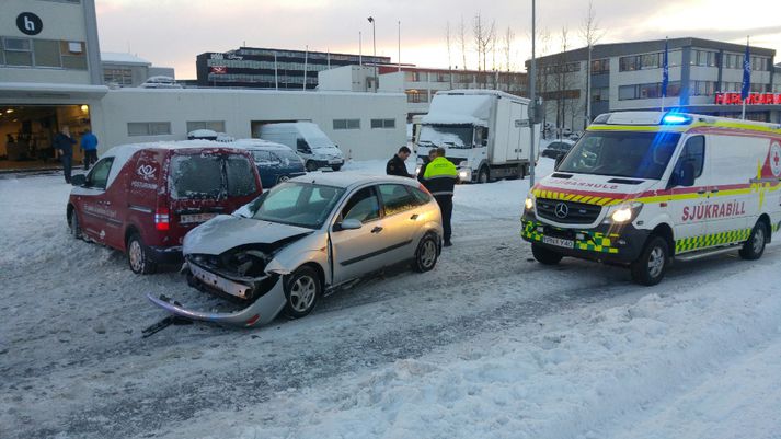 Áreksturinn var nokkuð harður eins og sjá má.