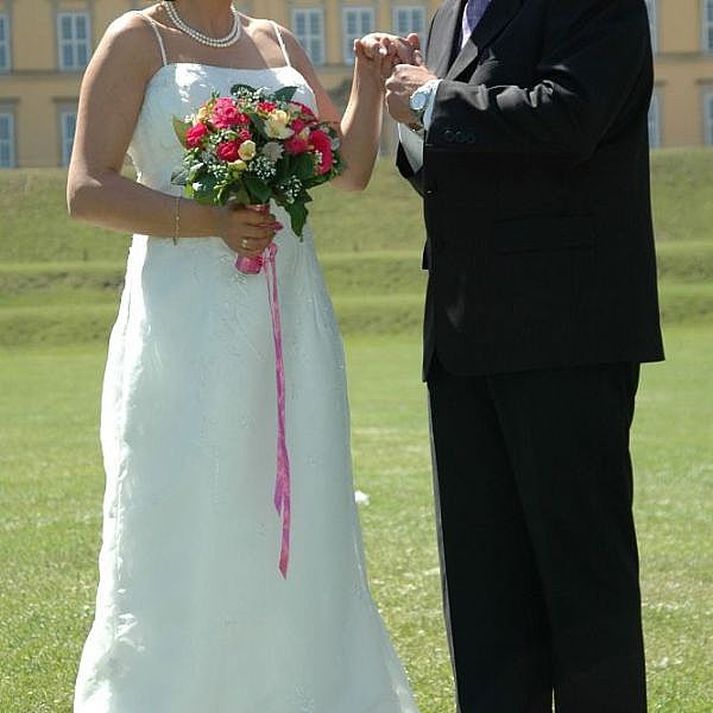 Ætli sé þörf á sérstakri athöfn þar sem hringarnir eru teknir af?