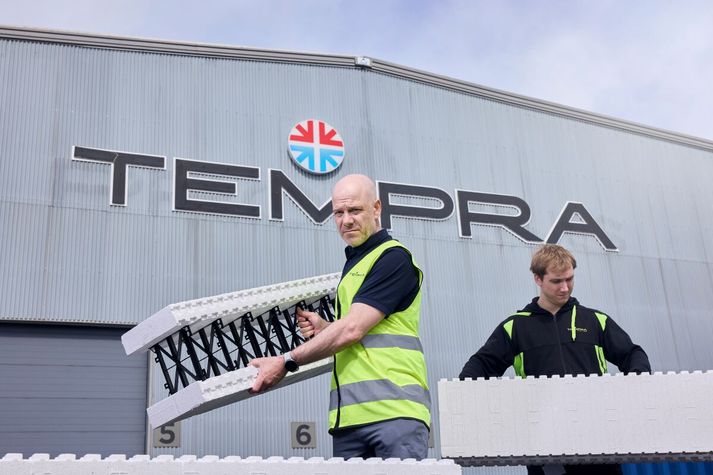 Tempra er leiðandi íslenskur framleiðandi á vörum úr EPS, efninu sem flestir þekkja einfaldlega sem frauðplast. Starfsemi fyrirtækisins skiptist í tvo meginhluta: umbúðir fyrir ferskfiskútflutning og einangrun fyrir byggingariðnað.