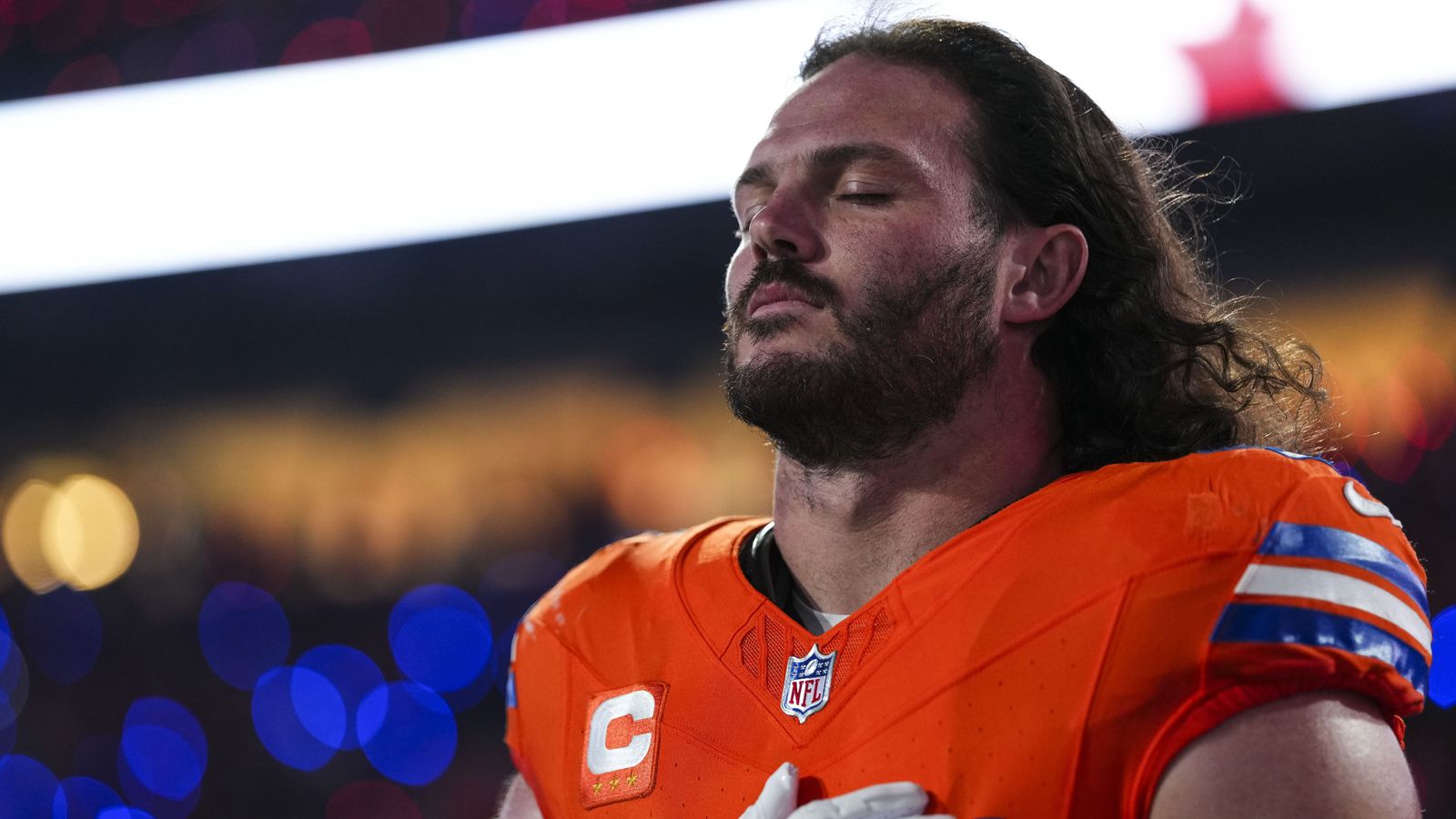 Spilaði í NFL-deildinni ný­búinn að greinast með krabba­mein