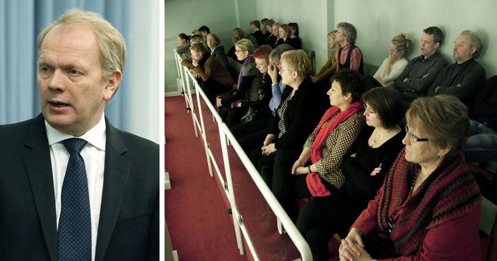 Mentamálaráðherra segir að ná megi fram hagræðingu með því að stytta framhaldsskólanámið sem nýtist til að bæta kjör kennara.Áhyggjuefni ef kennarar fara í verkfall.