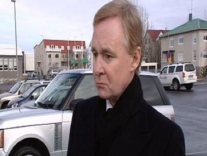 Steve Cosser hefur enn áhuga á að fjárfesta hér á landi.