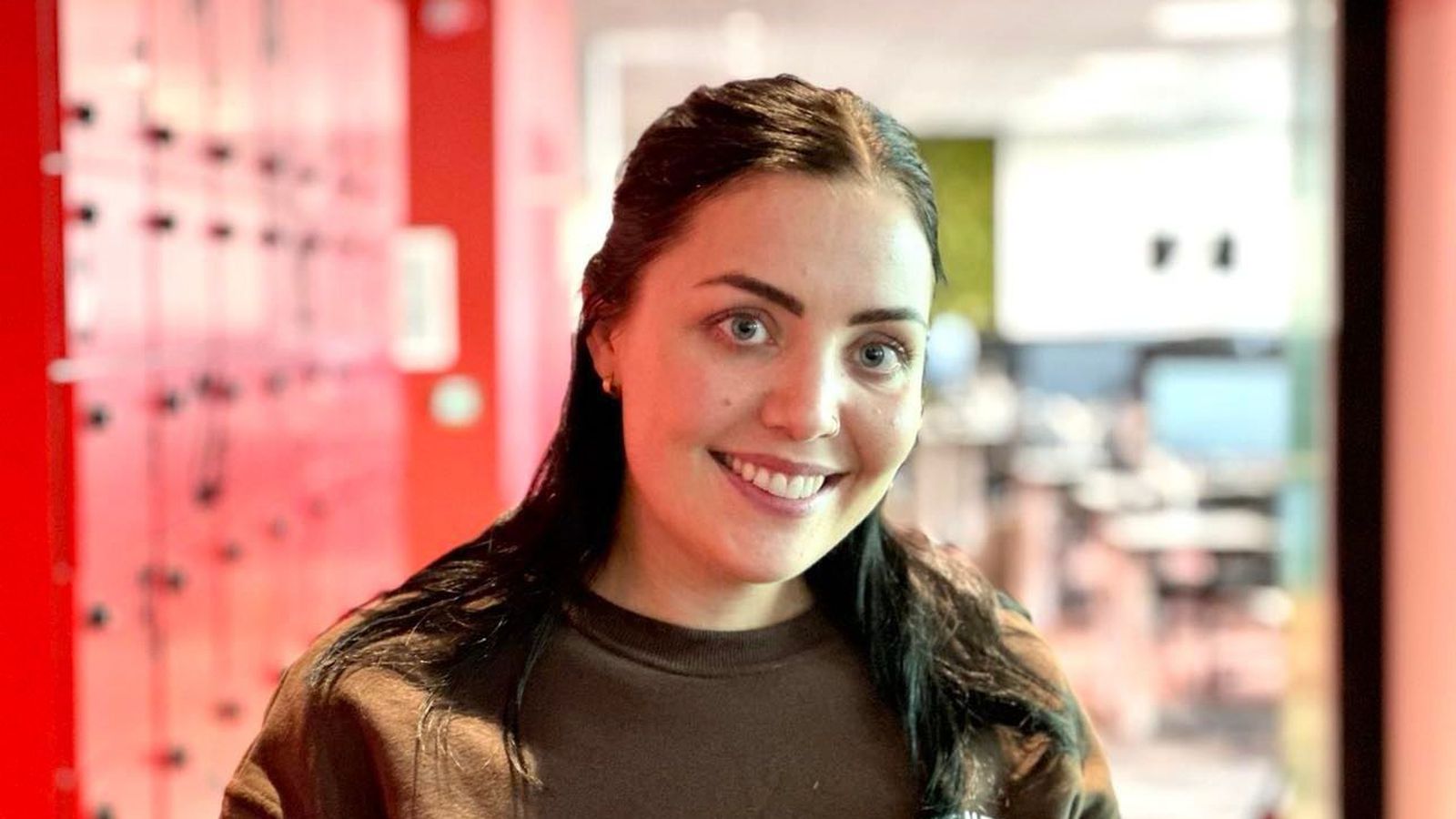 Heldur ó­trauð á­fram þrátt fyrir að ná ekki milljóna­mark­miðinu