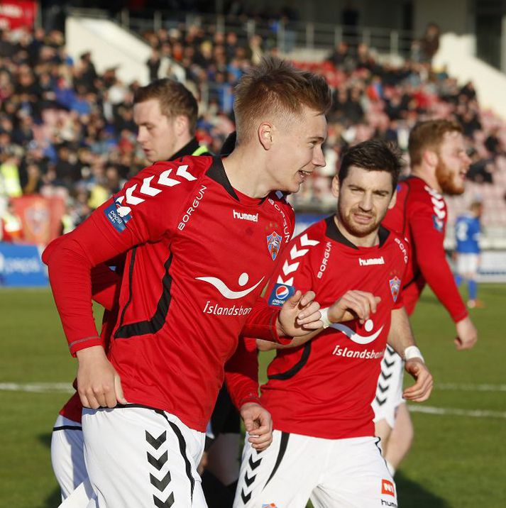 Pedersen markaði endurkomu sína í Pepsi-deildina með tveimur mörkum gegn Fram.