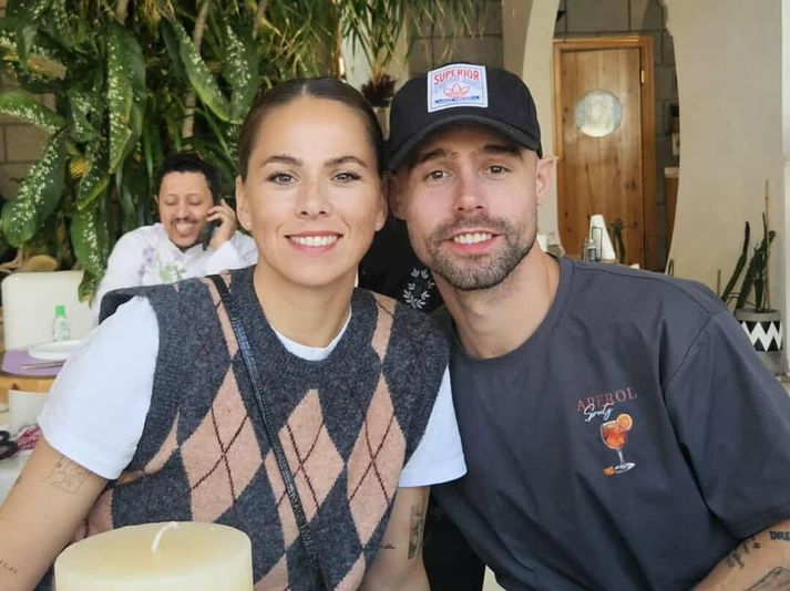 Sara Björk Gunnarsdóttir og Árni Vilhjálmsson hafa búið í Sádi-Arabíu frá árinu 2024.