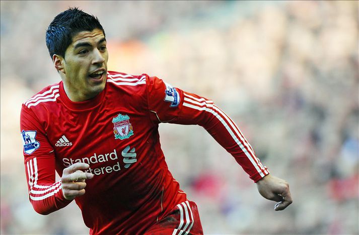 Suarez er allt í öllu á Anfield í dag.
