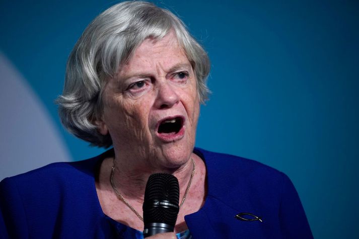 Ann Widdemcombe hafði setið á breska þinginu í 23 ár fyrir Íhaldsflokkinn og gegnt embætti innanríkis- og atvinnumálaráðherra