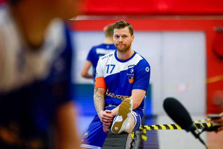 Arnór Þór Gunnarsson á leik á morgun eftir að hafa verið í sóttkví undanfarnar tvær vikur.