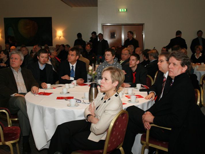 Frá fundi Samfylkingarinnar um efnahagsmálið vorið 2007.