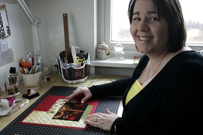 Anna Sigríður Eyjólfsdóttir segir skrappið vera ágætis leið til að slaka á eftir strembinn skóladag.